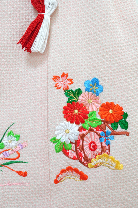 お宮参りの着物の店「京の初着屋」 / 被布コート 総絞りと刺繍 FKS5023